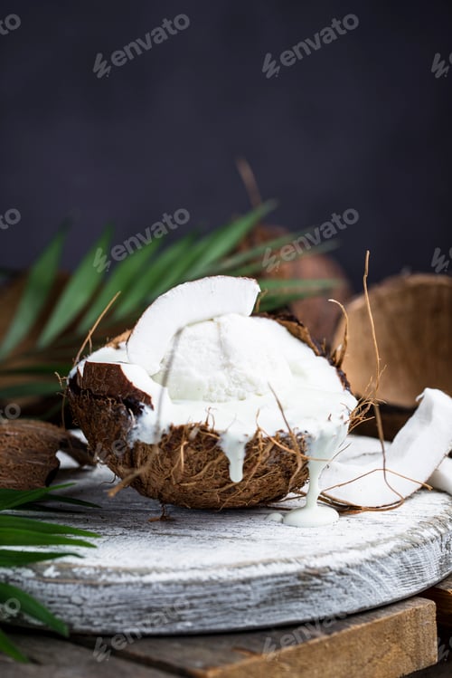 Preview: Coconut dessert with ice cream