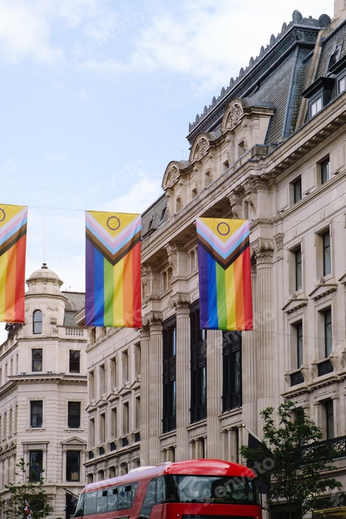 Preview: Pride flag color develops on buildings in London