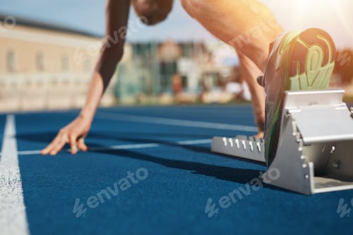 Preview: Sprint start on race track