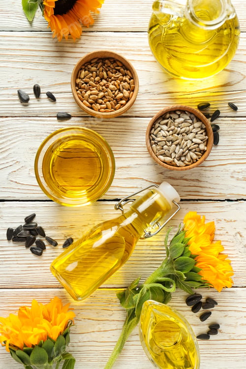 Preview: Concept of ingredients for cooking - Sunflower oil