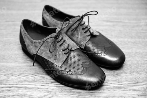Preview: Tango shoes