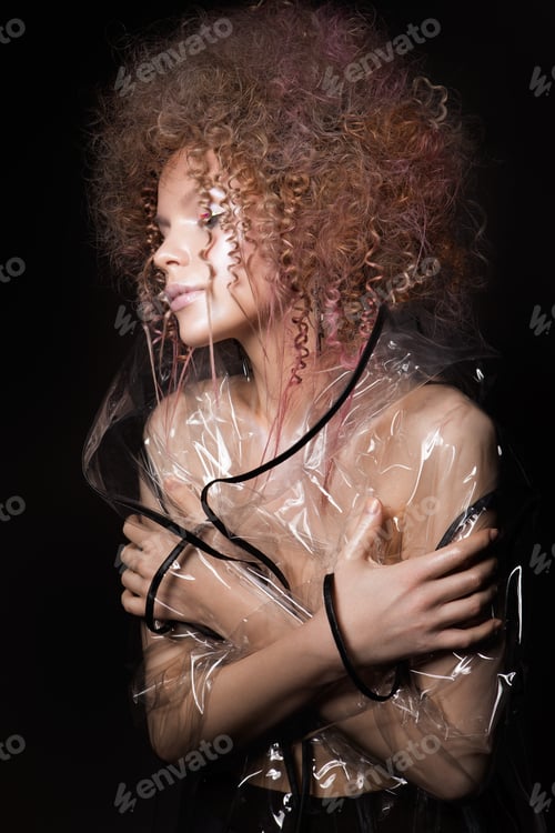 Preview: Fashion model woman. Portrait of beautiful party girl with trendy make-up, haircut.
