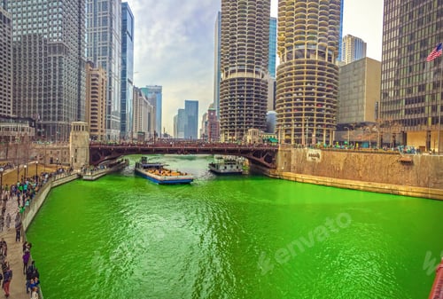 Preview: Chicago river dyed Green on st. patricks day