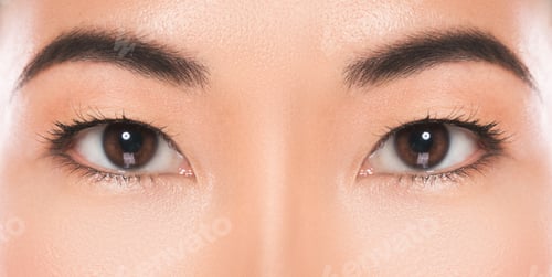 Preview: Close up of Asian eyes. Eye care and beauty.