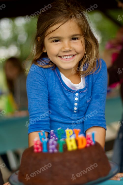 Preview: Happy birthday! With birthday cake