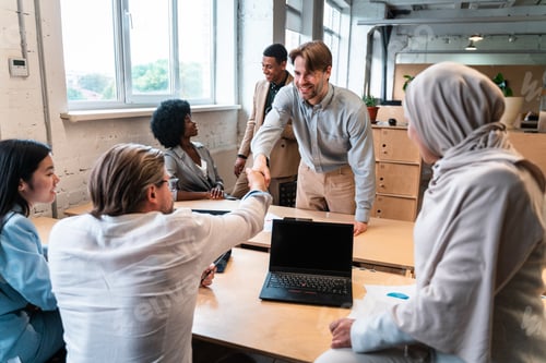 Preview: start up business team in the office