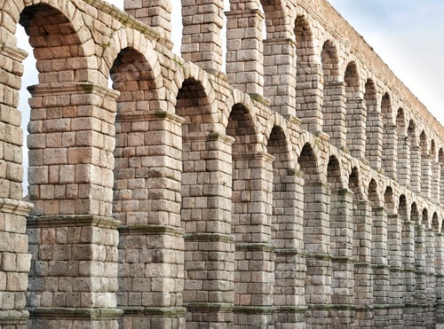 Preview: Aqueduct of Segovia, Spain