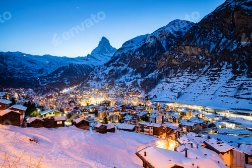 Preview: amazing view of Matterhorn peak from Zermatt
