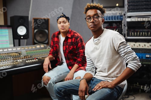 Preview: Studio staff