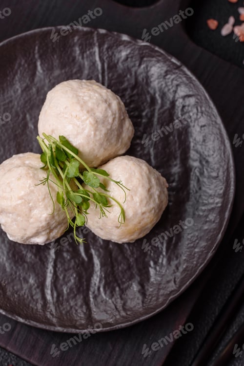 Vista previa: Deliciosas y saludables chuletas de pollo al vapor o albóndigas picadas