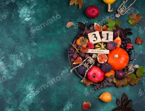 Preview: Halloween composition with autumn fruits