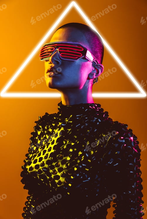 Preview: Modern beauty portrait. Young woman with shaved head