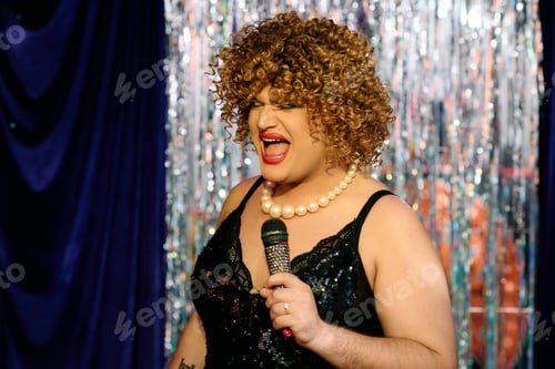 Preview: Eccentric drag queen dazzles audience with a bold holiday performance
