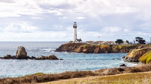 Preview: Lighthouse on the Pacific Coast