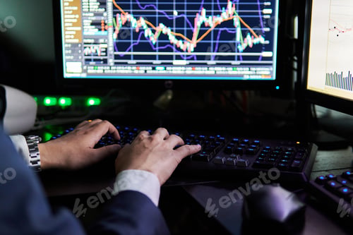 Preview: A Japanese man trading stocks.