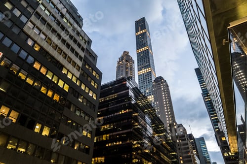 Preview: USA, New York City, downtown skyscrapers