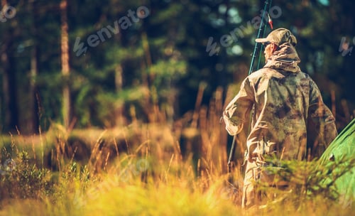 Preview: Caucasian Hunter in the Wild