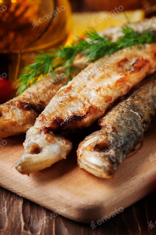 Preview: Russian fish smelt on the wooden table