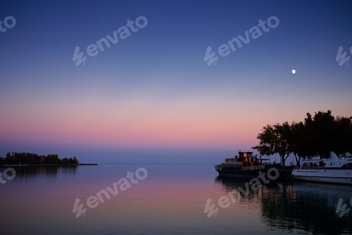 Preview: Boat on dock