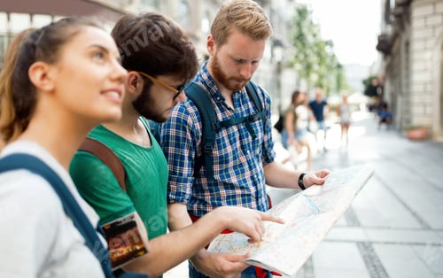 Preview: Happy group of tourists traveling and sightseeing