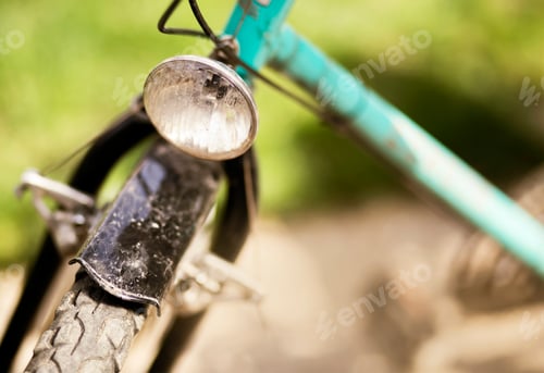 Preview: Retro bicycle close-up