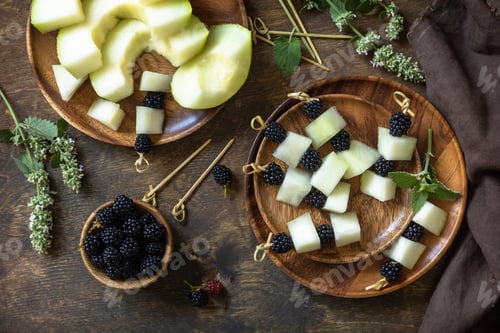Preview: Fruit Skewers with Blackberries and Honeydew