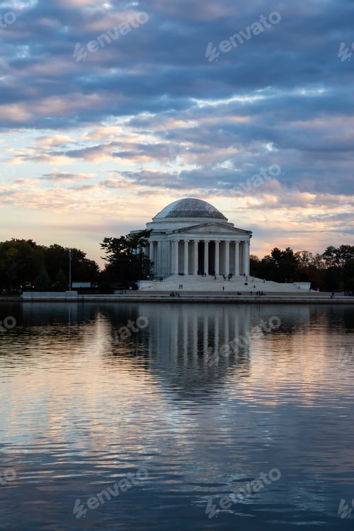 Preview: Thomas Jefferson Memorial during a cloudy sunset