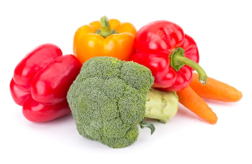 Preview: Fresh vegetables: brocolli, bell peppers, carrot, onion isolated on white background