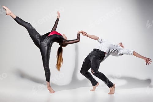Preview: Two people dancing