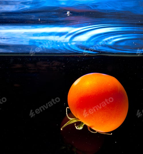 Preview: Tomato the water