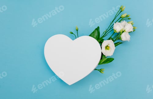 Preview: White roses with heart shape box