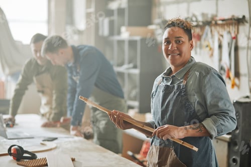 Preview: Woman in Crafting Workshop