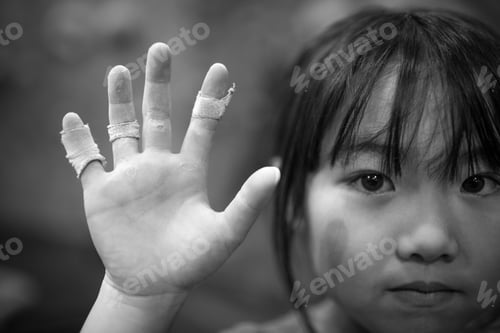 Preview: Young girl rock climber's hand with tapes and calluses No Pain No Gain