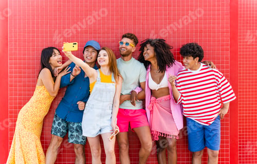 Preview: Group of young best friends bonding outdoors