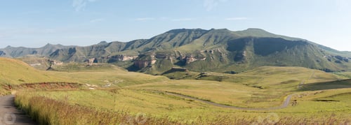 Preview: Panoramic view of the landscape at Golden Gate