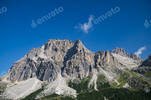 Vorschau: Blick auf die Lagazuoi-Berge in den Dolomiten, Italien