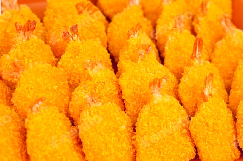 Preview: Chinese traditional snack saute prawn balls