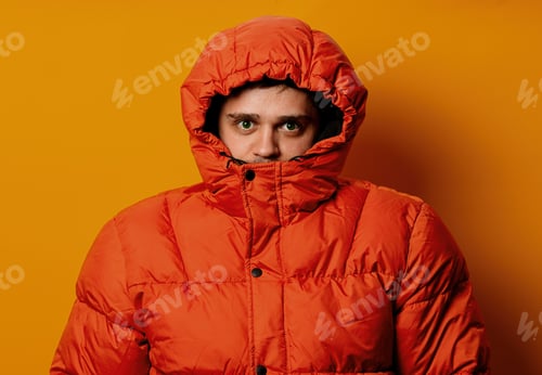 Preview: Style man in 90s jacket on yellow background