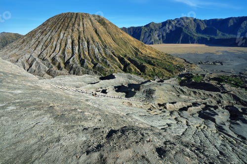 Preview: Mount Batok volcano