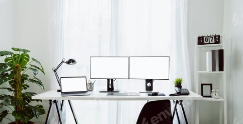 Preview: Nice desk in home