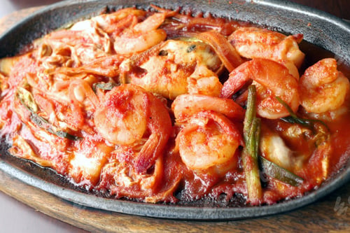 Preview: Seafood Fried Kimchi.