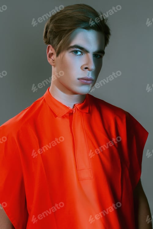 Preview: Handsome Adult Male Dancer In The Studio