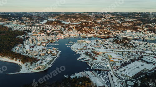 Preview: the city and its river are in a big country area