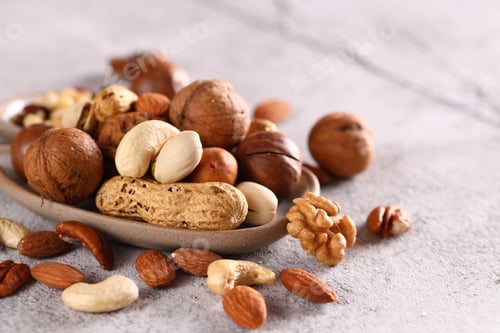 Preview: natural mix nuts, peeled and whole