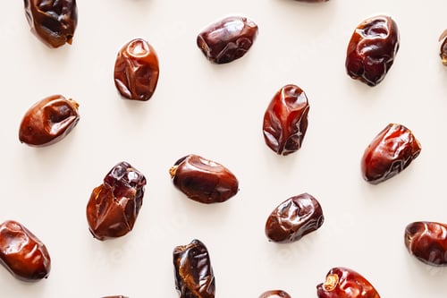 Preview: Organic Dates Flat Lay on Beige.