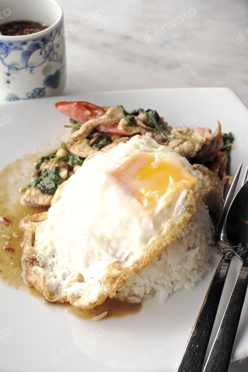Preview: Pork Spicy Basil Sauce With Rice.