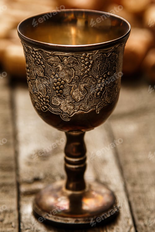Preview: Medieval goblet and wine corks