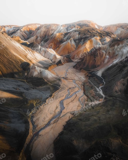 Preview: Icelandic volcano