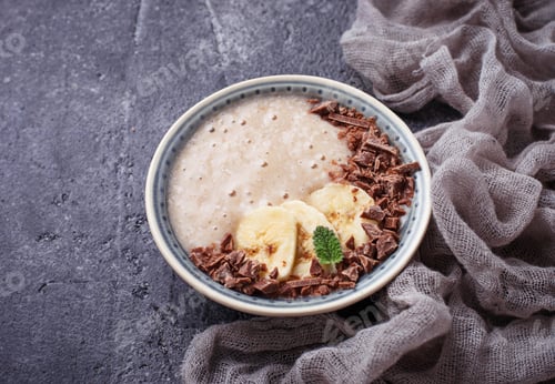 Preview: Banana and chocolate smoothie bowl