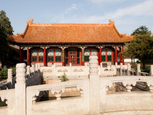 Preview: Chinese temple